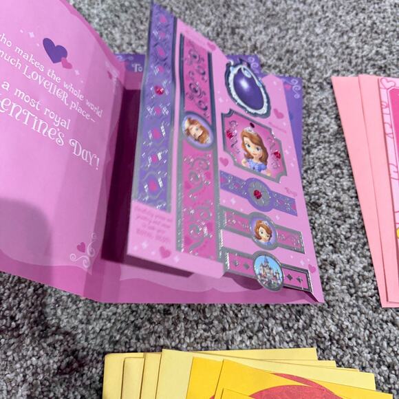 18 HALLMARK Mixed Disney, Pokemon, Star Wars, Super Mario Valentine's Day Cards - Picture 9 of 16